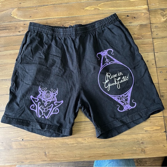 Rose in good faith shorts - Picture 1 of 2